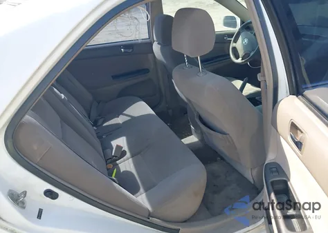 2005 Toyota Camry Le из США, поврежденный, VIN 4T1BE32K25U540732